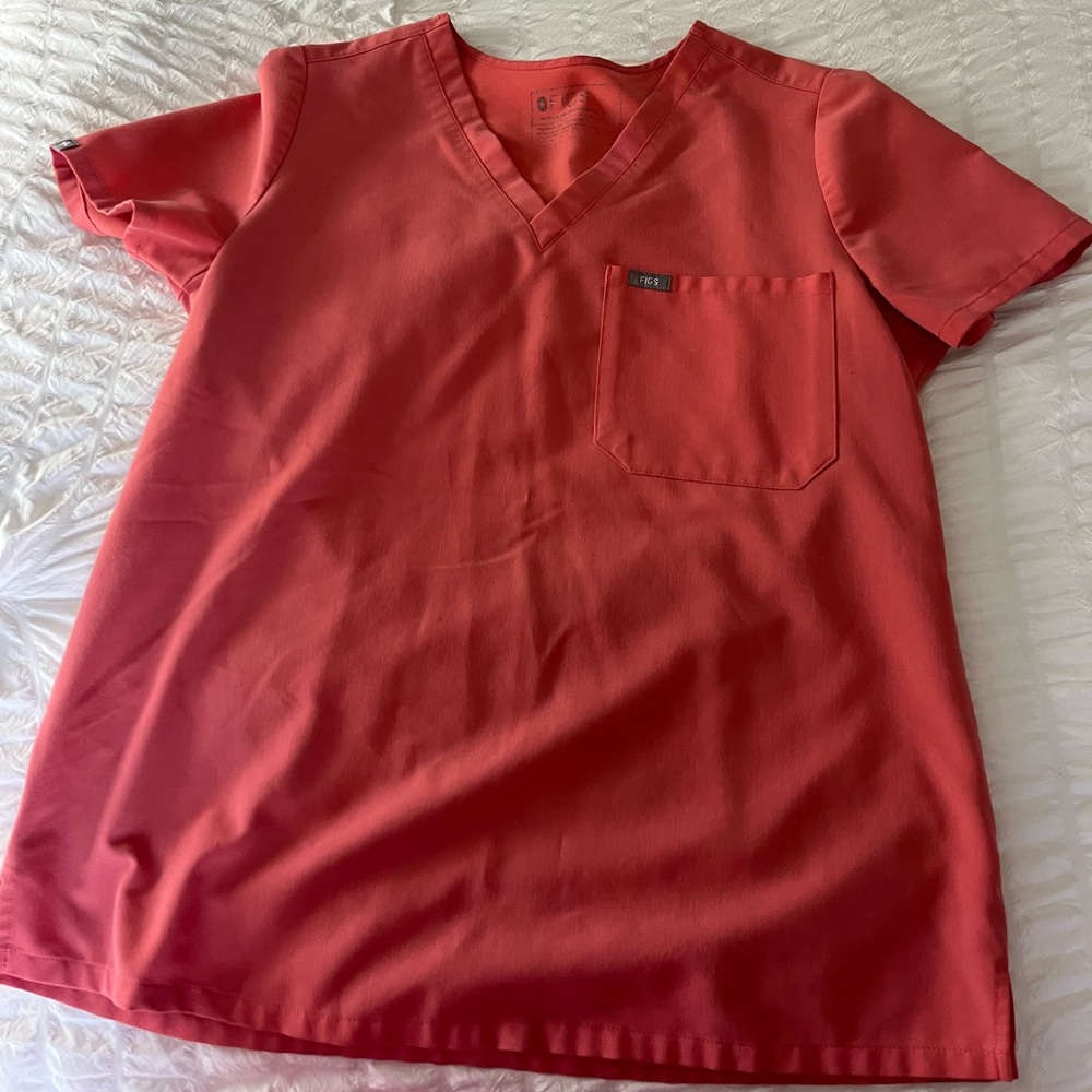 Caterina Scrub Top size Medium Hot Coral